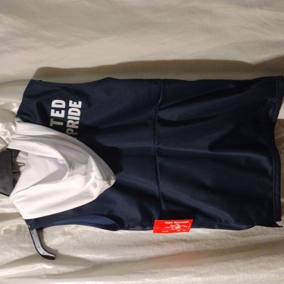 Boys hoodie sleeveless shirt size large - Picture 2 of 5